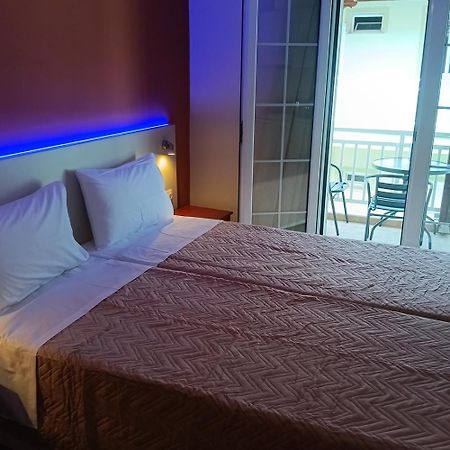 Oasis Blue Inn Leptokaryá Ngoại thất bức ảnh