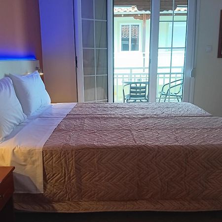 Oasis Blue Inn Leptokaryá Ngoại thất bức ảnh