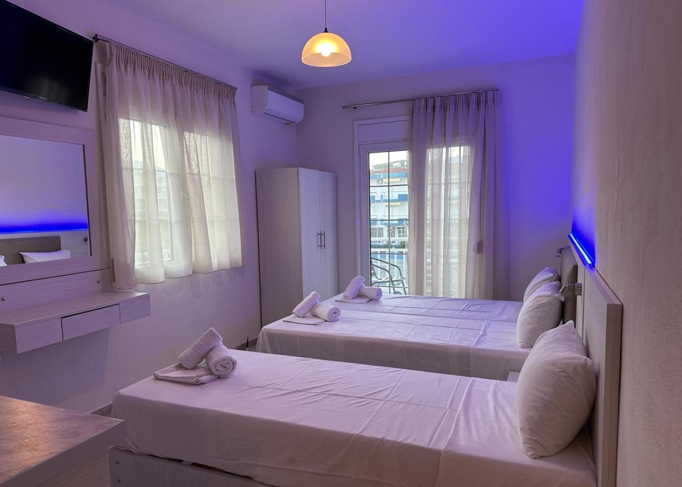 Oasis Blue Inn Leptokaryá Ngoại thất bức ảnh