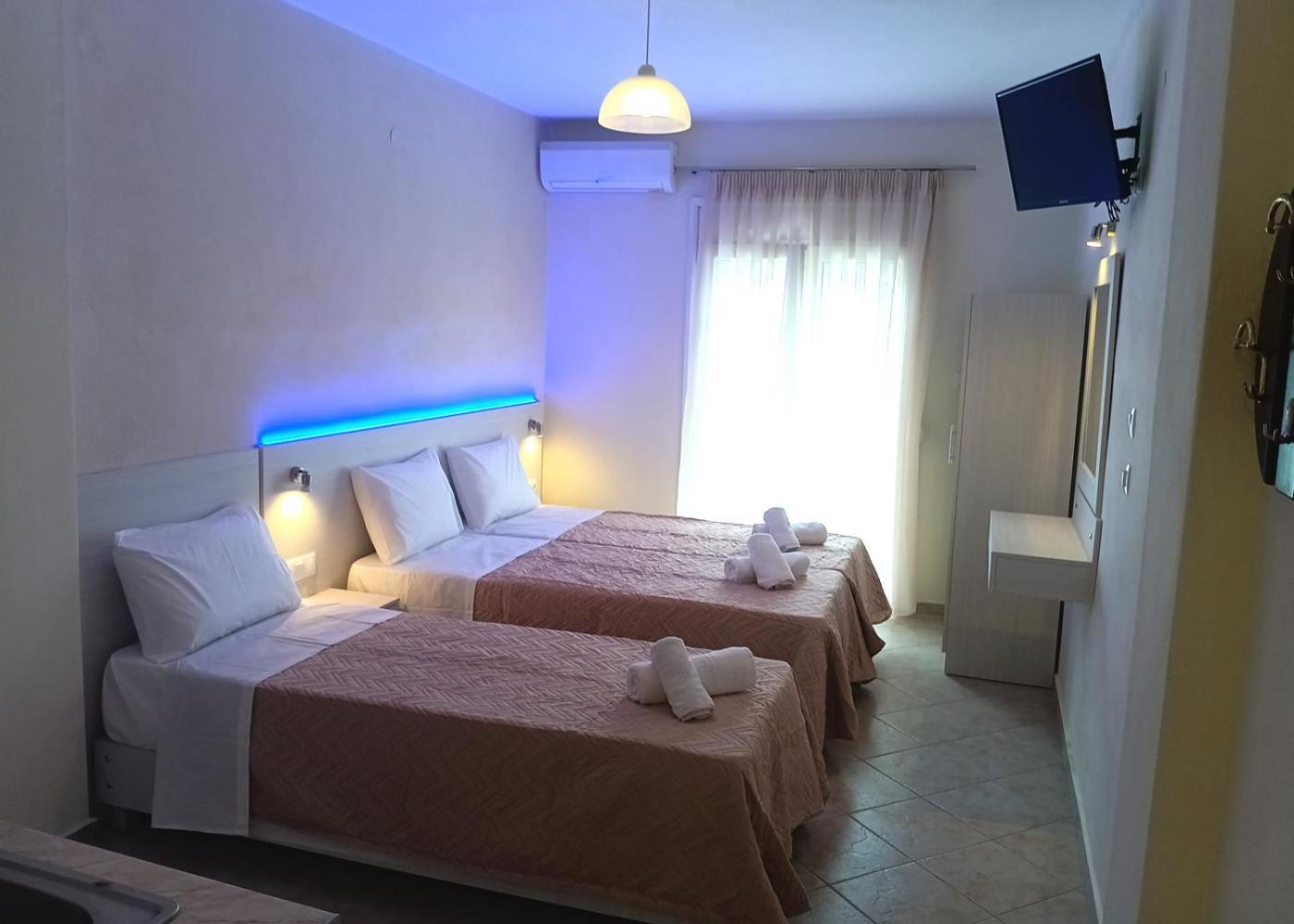 Oasis Blue Inn Leptokaryá Ngoại thất bức ảnh