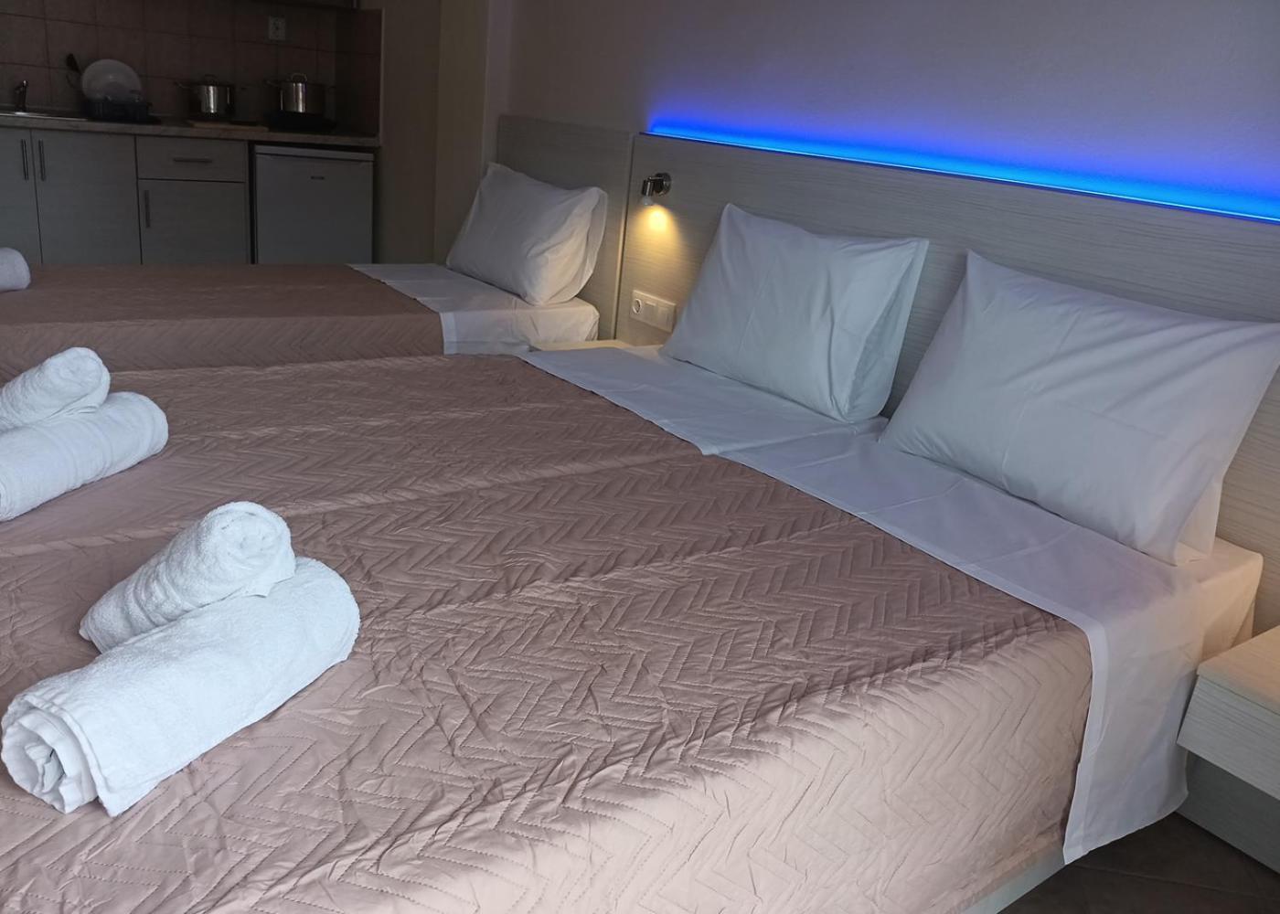 Oasis Blue Inn Leptokaryá Ngoại thất bức ảnh