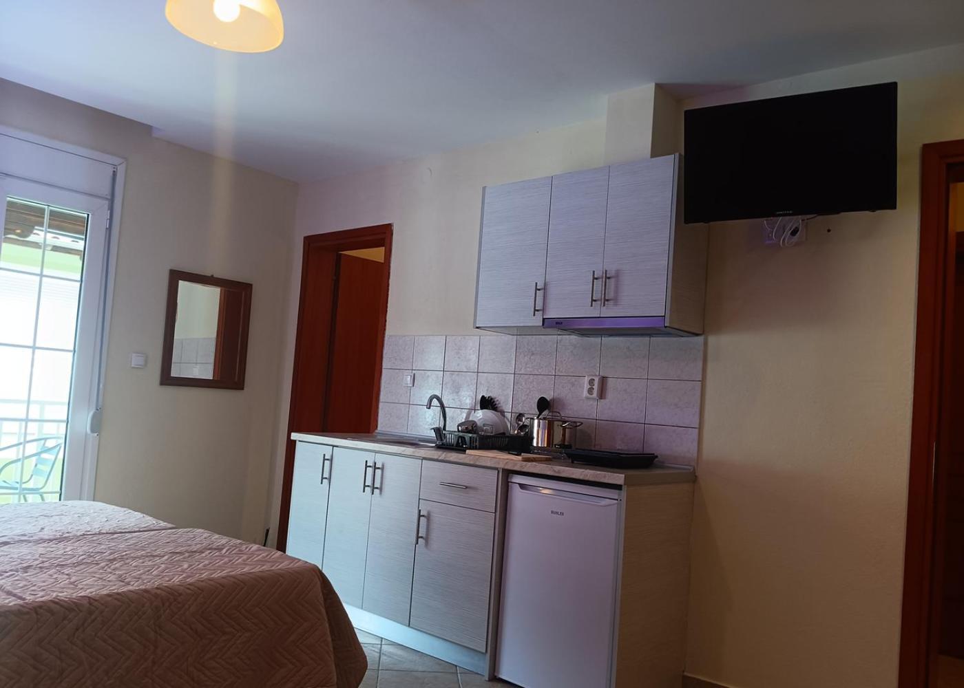 Oasis Blue Inn Leptokaryá Ngoại thất bức ảnh